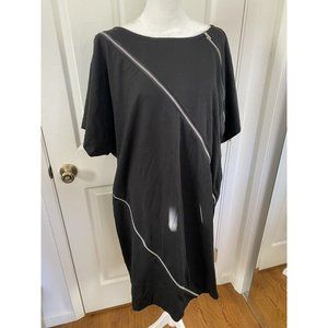 Lane Bryant Dress Size 18/20 Black Round Neck Stretch Short Sleeve Zipper Accent